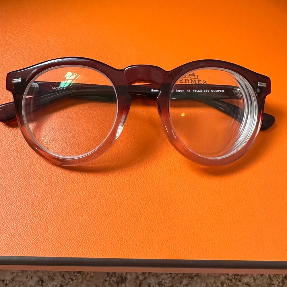 Morgenthal Fredericks Glasses in Burgundy